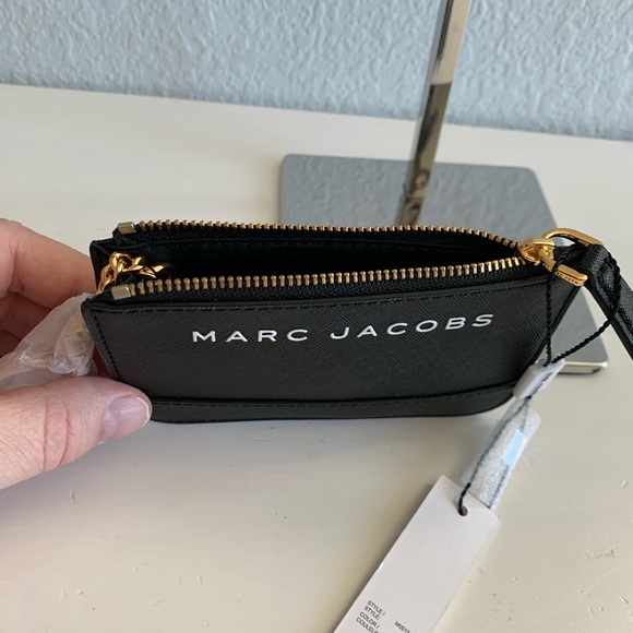 HP⚡️NWT, Marc Jacobs Saffiano Top Zip Coin Purse - Picture 6 of 8